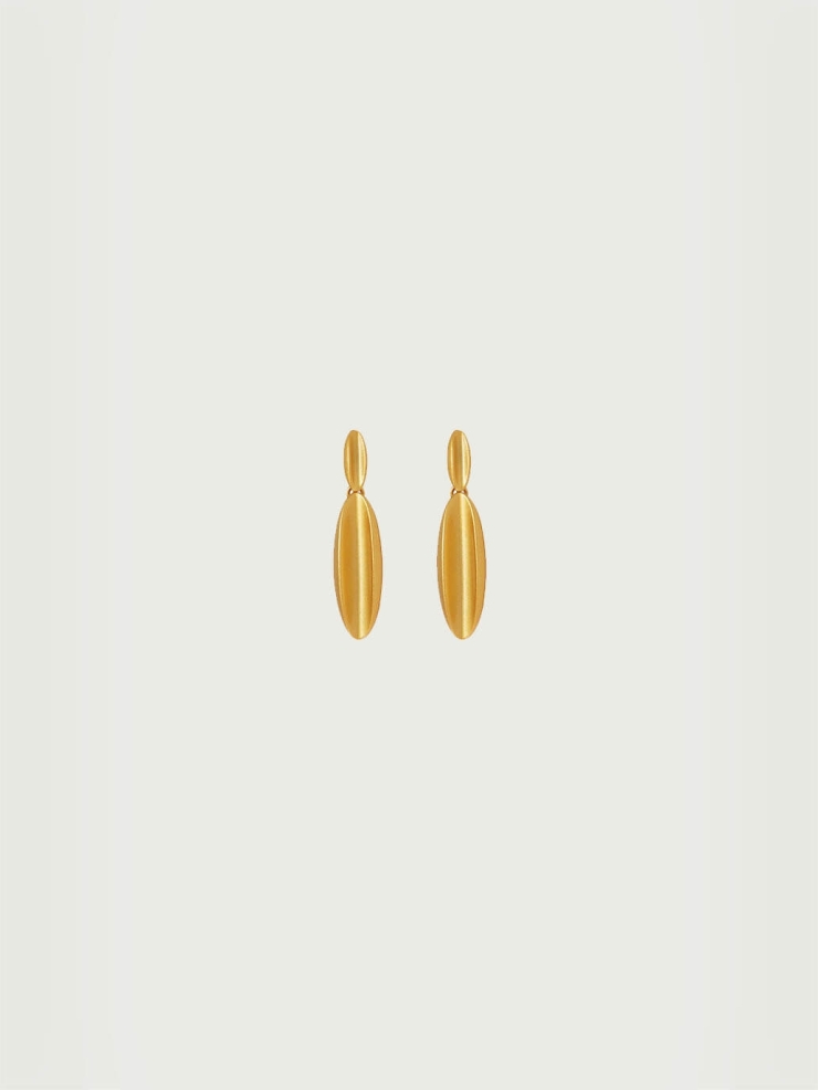 Gold double plumfruit earrings