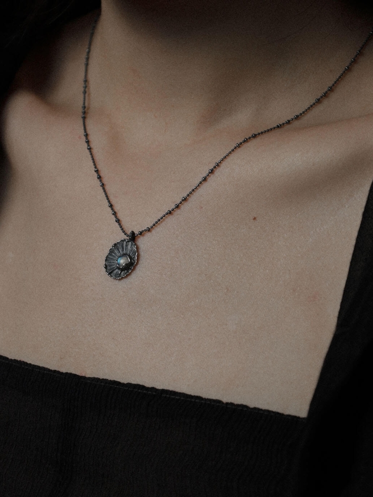 Black Moonlight Necklace