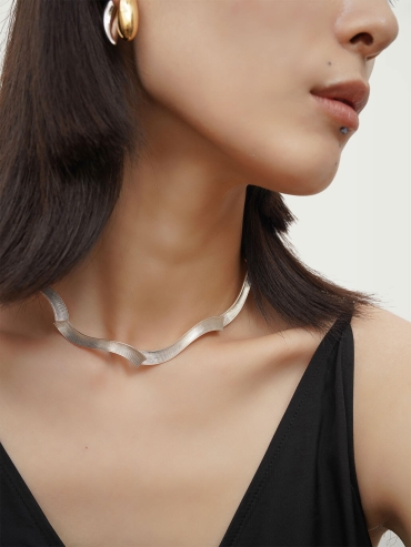 Sliver The Glistening Chain