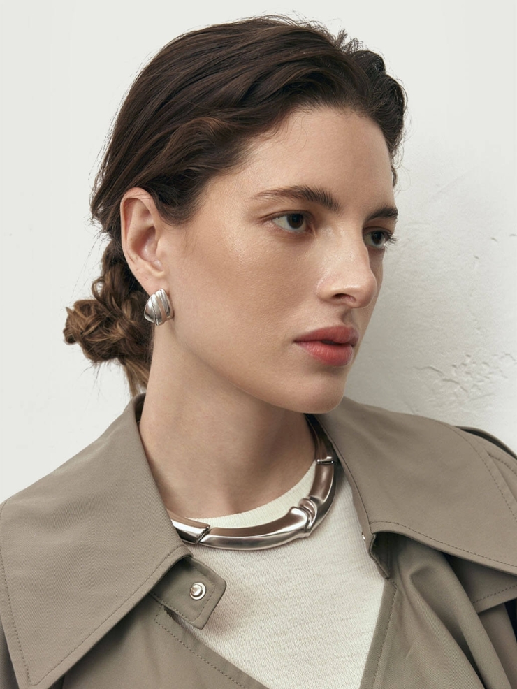 Silver Colored Interlocking Stud Earrings