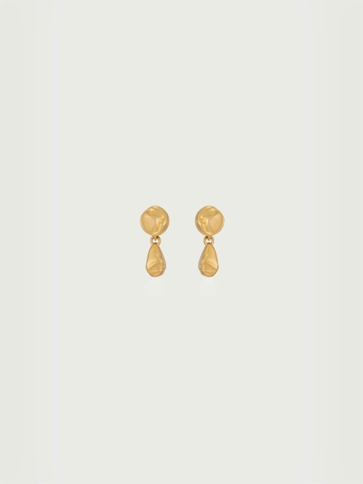 Gold Drops Seal Earrings