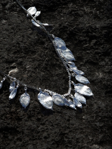 Silver Stoneleaf Necklace
