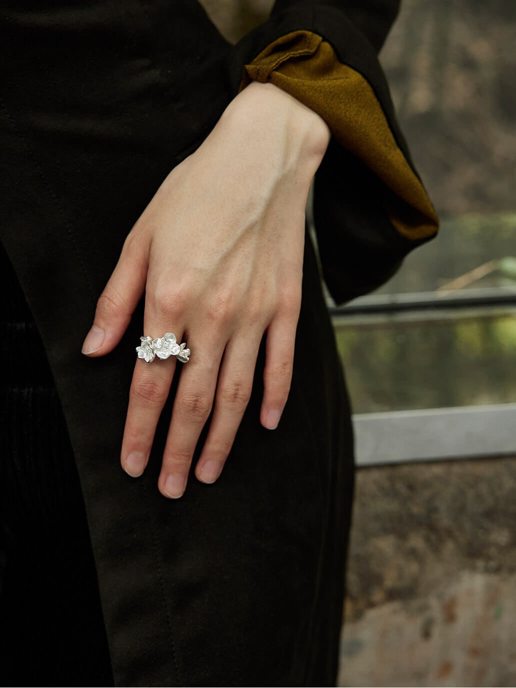 Silver Floral Fragrance Ring