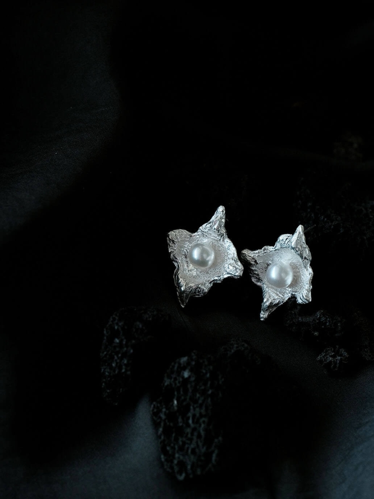Silver Pearl Calyx Earrings