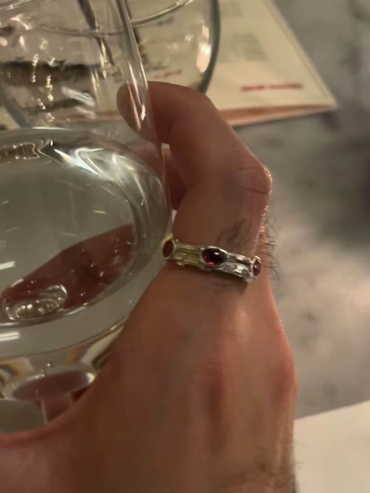 Silver Ruby Interstellar orbit ring