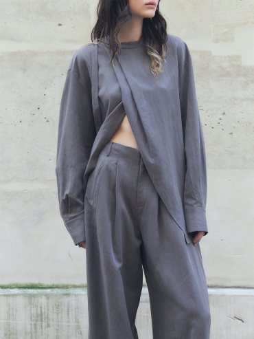 Front-Slit Reversible Shirt