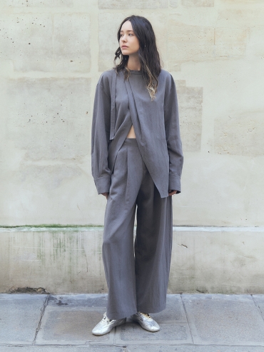 Front-Slit Reversible Shirt