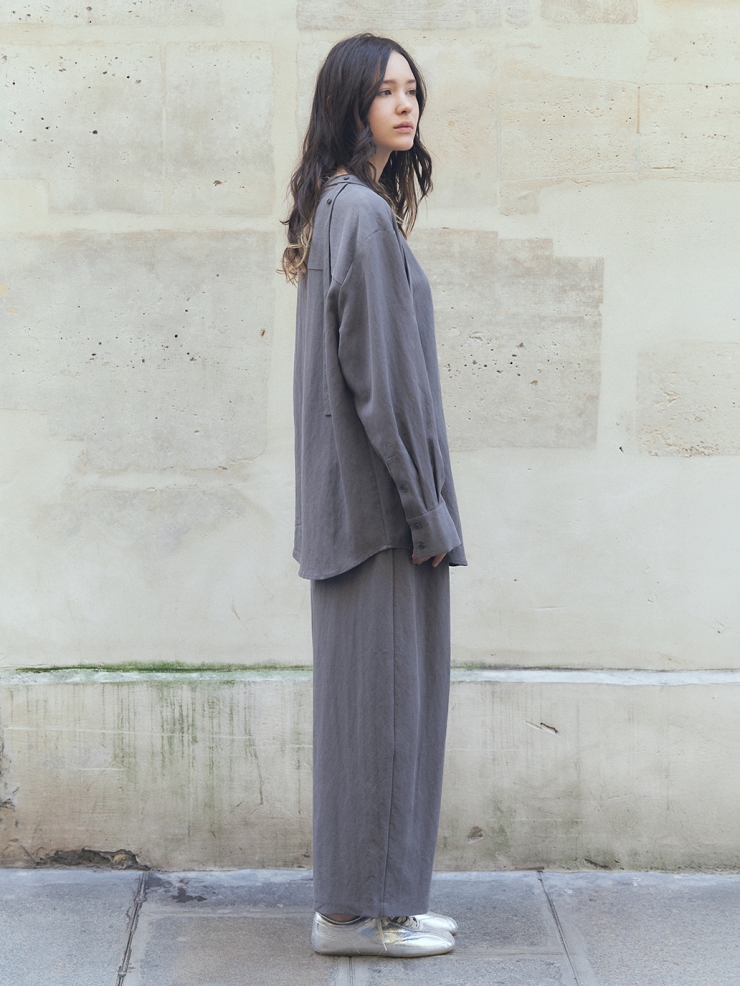 Front-Slit Reversible Shirt