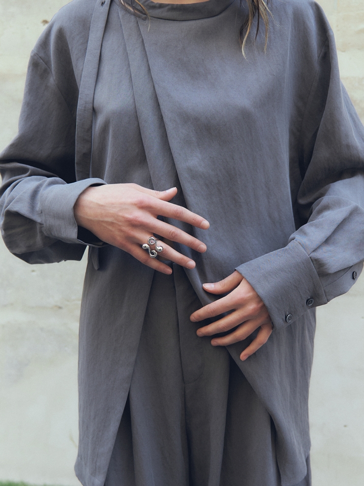 Front-Slit Reversible Shirt