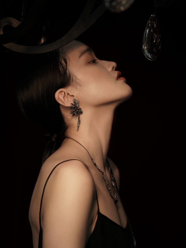 Black Wind Eroded Sunflower Earrings