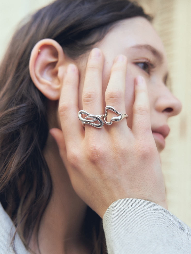 Líquide-Gentle Ripple Ring