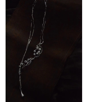 AOKINSIDE Silver Oxidized Multi Bell Orchid Necklace