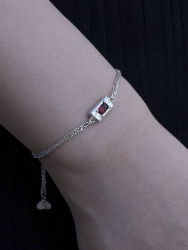 Silver Garnet Corelight Bracelet