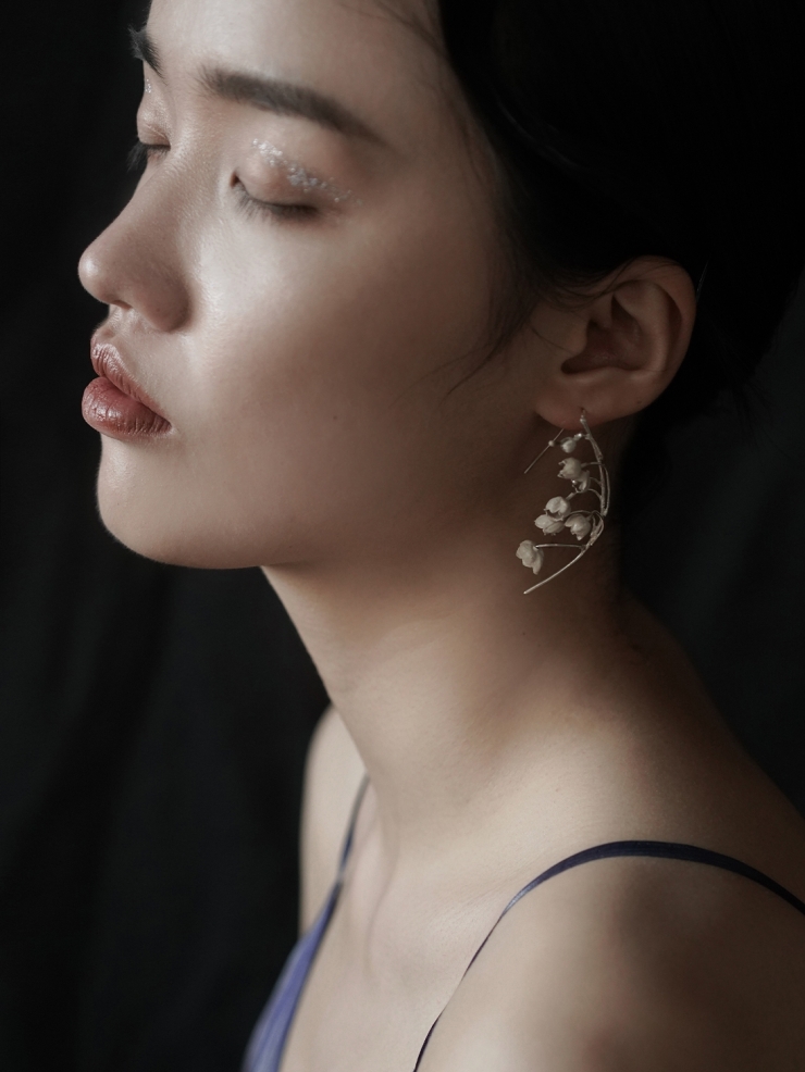 AOKINSIDE Big Silver Lily of the Valley Earrings