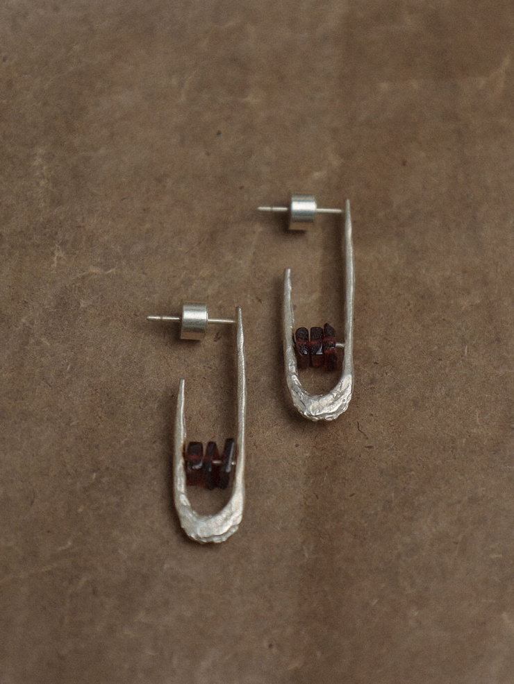 Silver Garnet Flicker Earrings