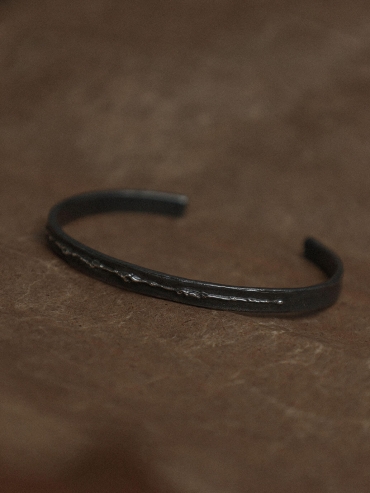 Black Lustra Bracelet