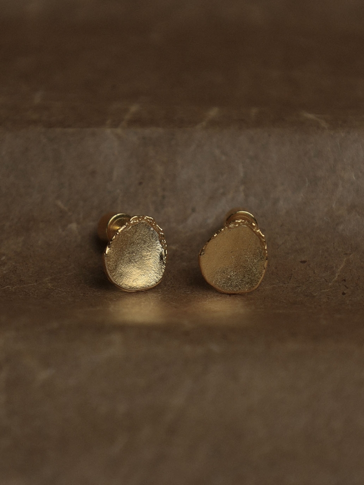 Gold Lustra Stud Earrings