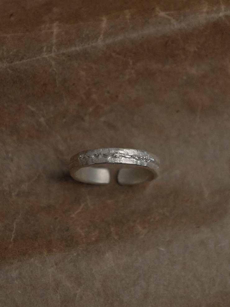 Silver Lustra Ring