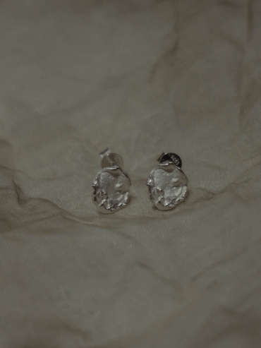 White silver texture earrings