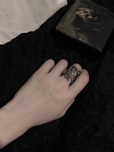 Black Rimu Ring