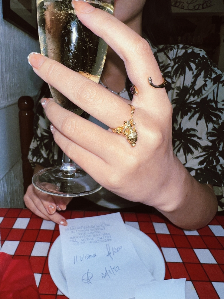 HANYING Gold Little Vase Chain Ring