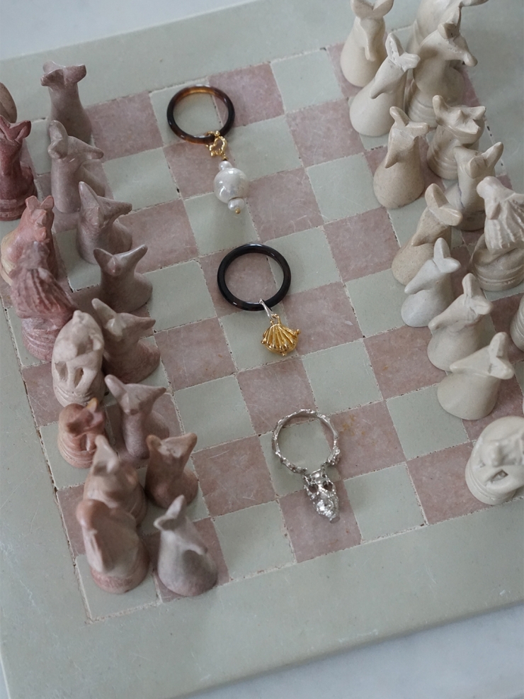 HANYING Silver Little Vase Chain Ring