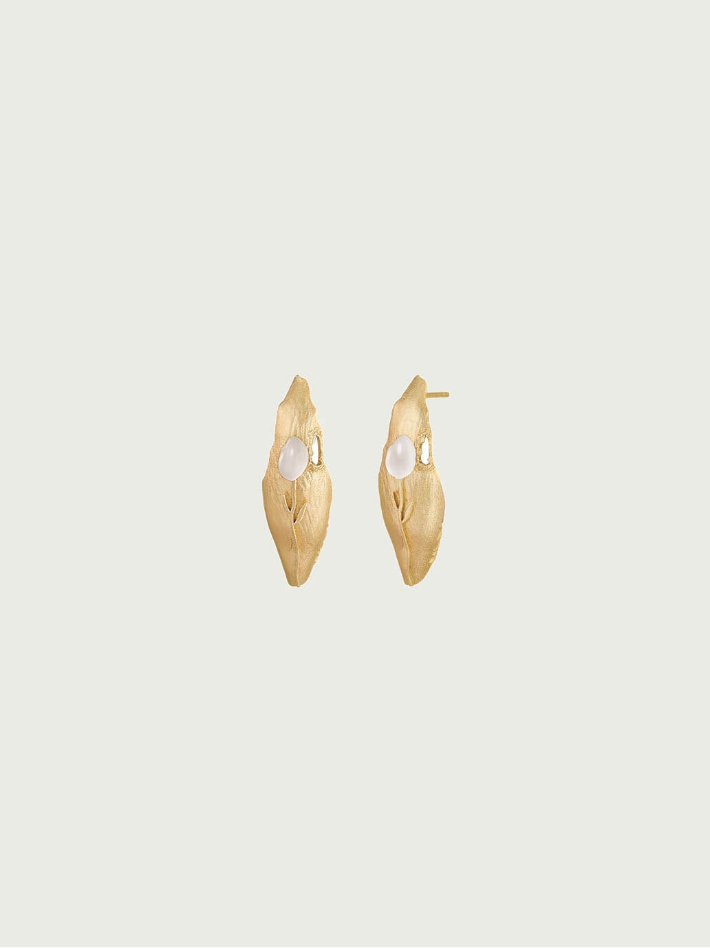 Gold White Jade Impression Stud Earrings