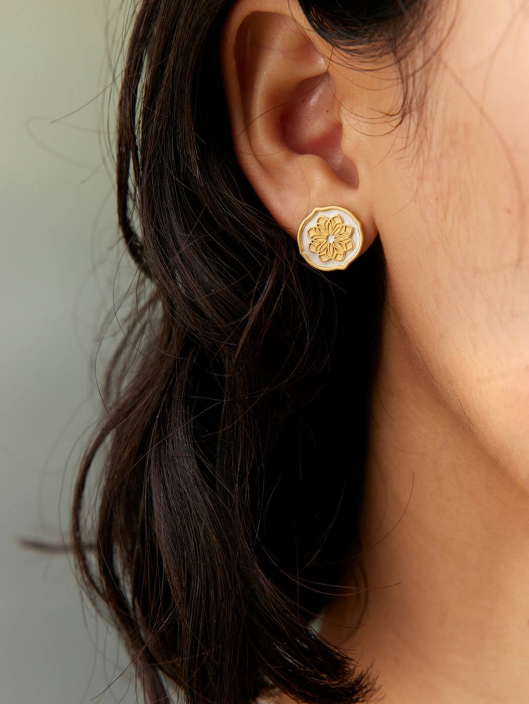 Gold & Silver Persimmon Calyx Stud Earrings