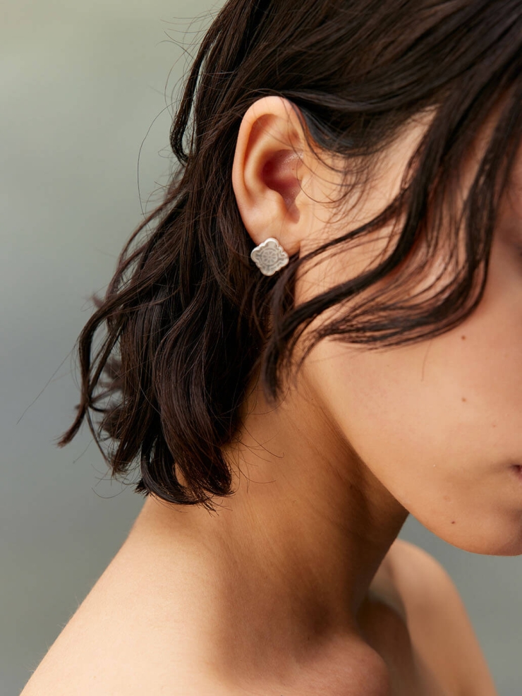 Silver White Jade Persimmon Calyx Stud Earrings-Small