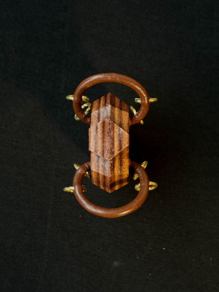 Vintage-Style Handcrafted Leather Vase Sculpture Pendant