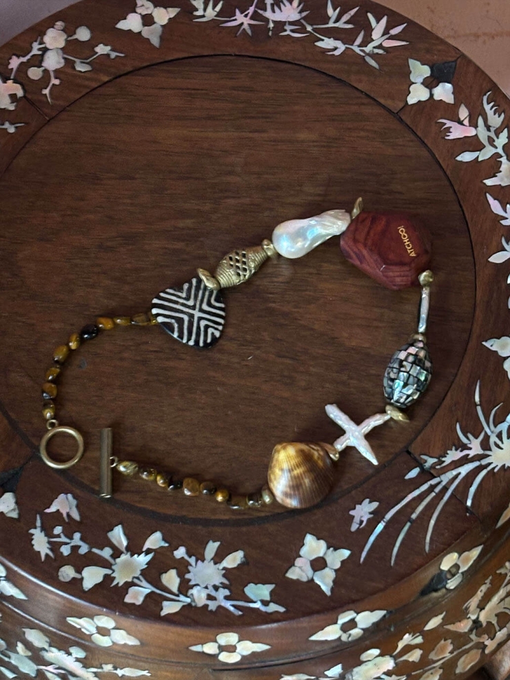 Vintage-Style Faceted Leather Multigem Necklace