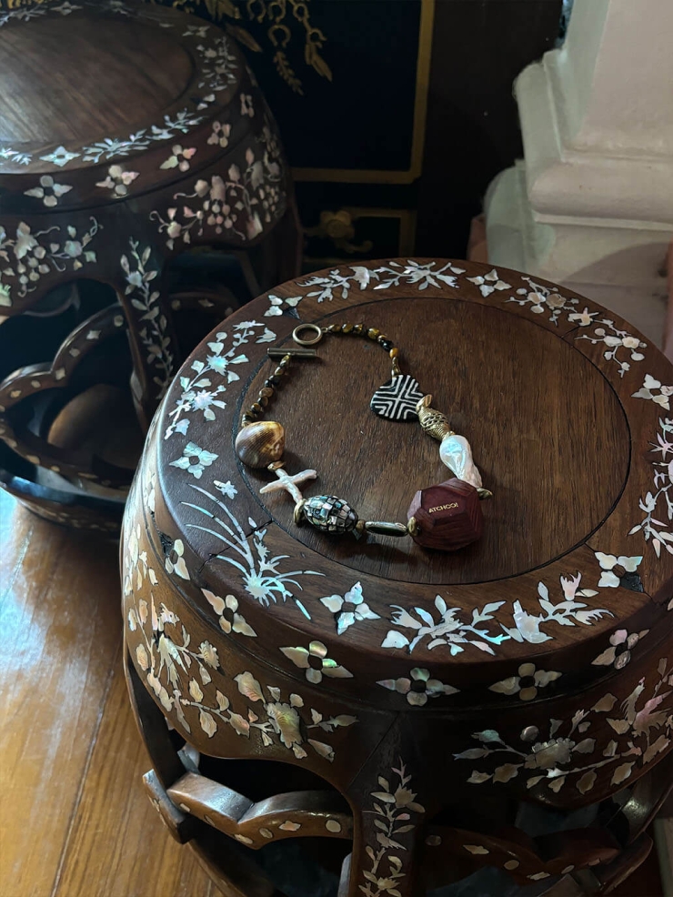 Vintage-Style Faceted Leather Multigem Necklace