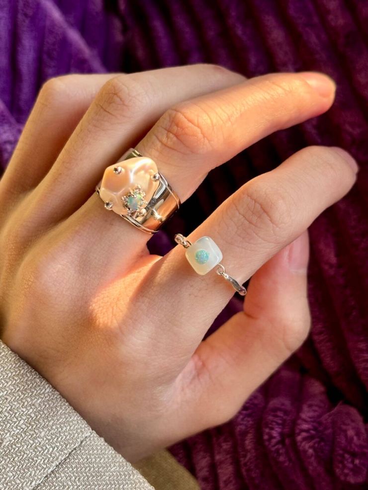 Silver Opal-Inlaid Pearl  Ring