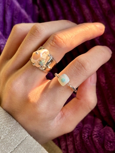 Silver Opal-Inlaid Pearl  Ring