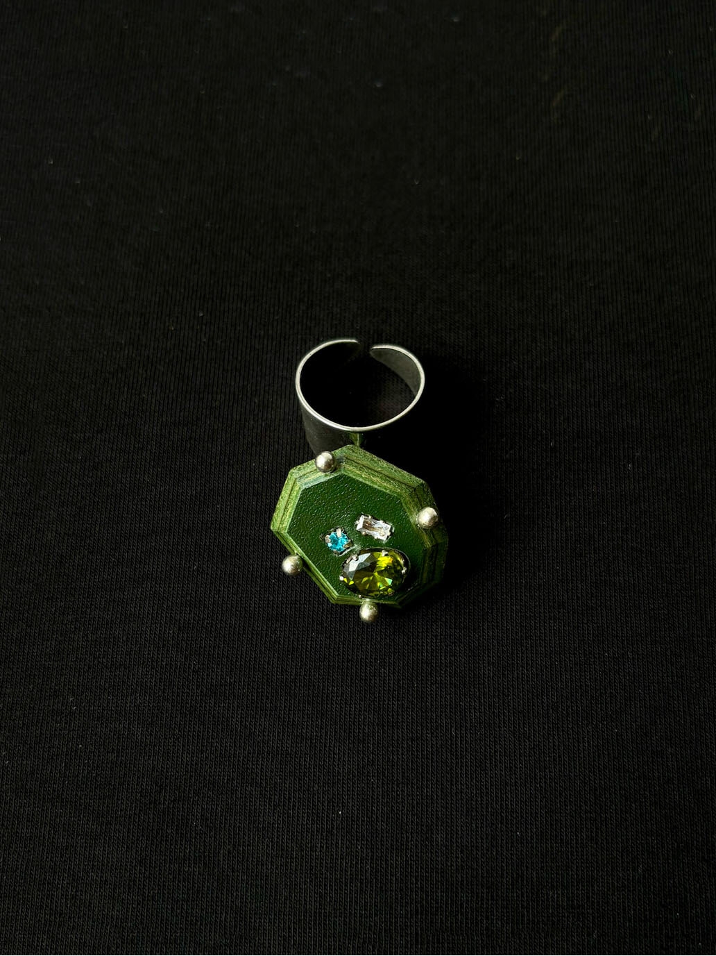 Green Handcrafted Faceted Leather Zircon Ring