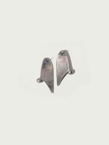 Silver Sharp Curved Earrings