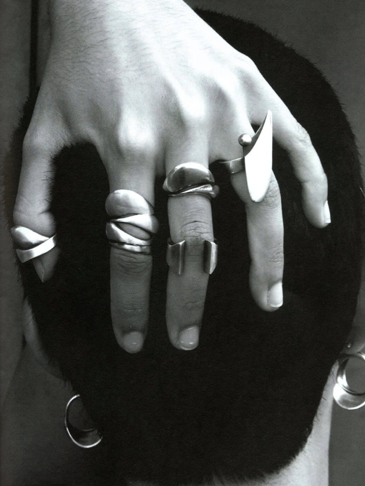 Silver Sculpted Motion Ring