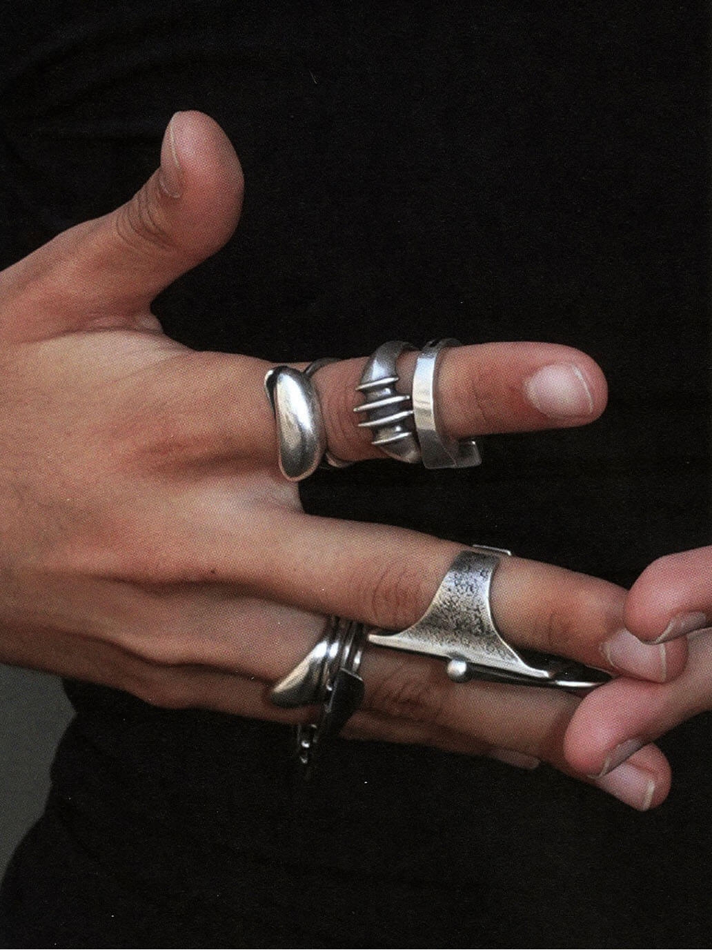 Silver Oval Flow Ring