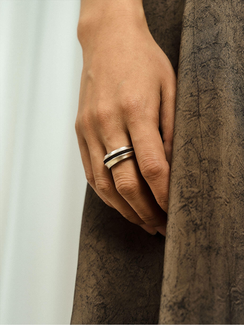 Silver Dark Brown Leather Line Inlaid Ring
