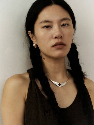 Silver Orbit Curve Necklace with Meteorite