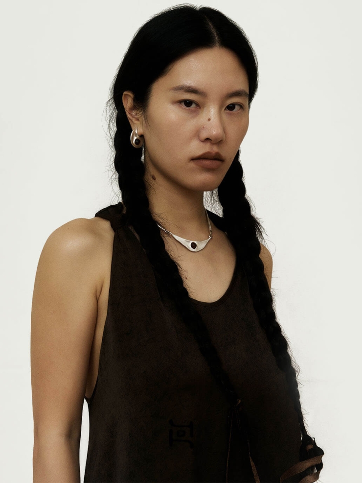 Silver Orbit Curve Necklace with Meteorite