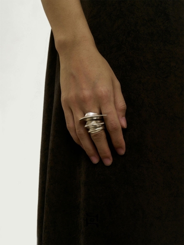 Silver Crescent Flow Ring