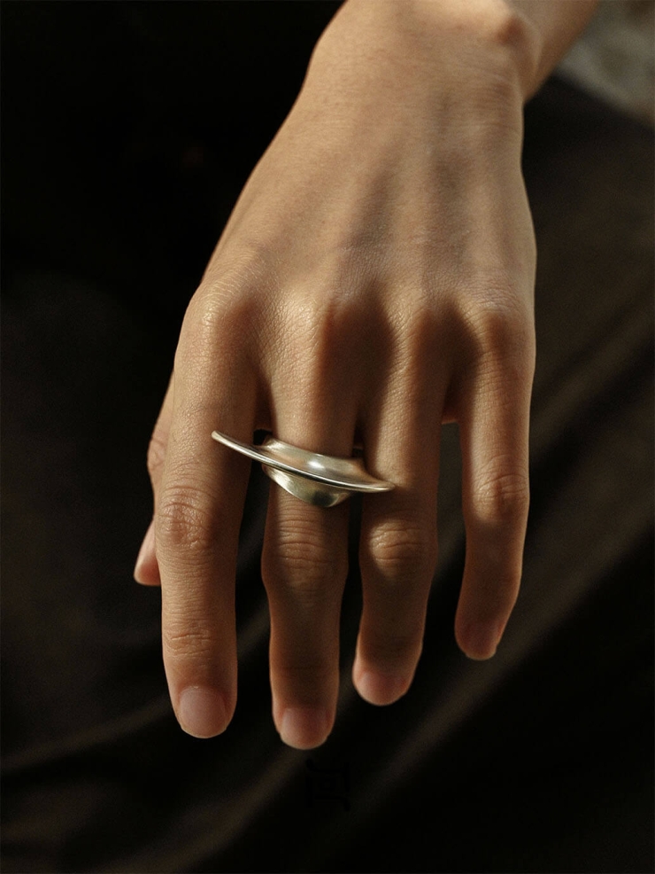 Silver Crescent Flow Ring