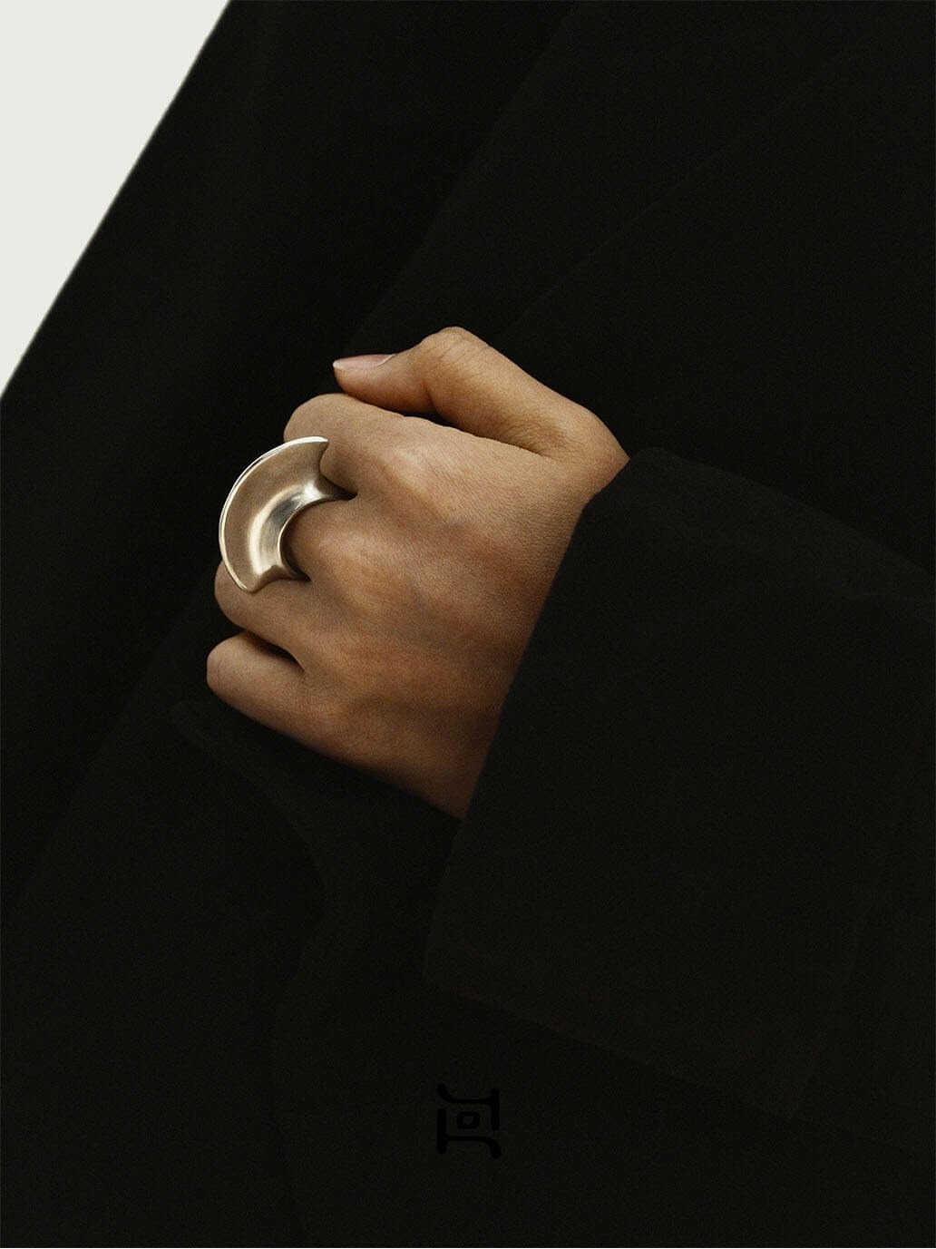 Silver Crescent Flow Ring