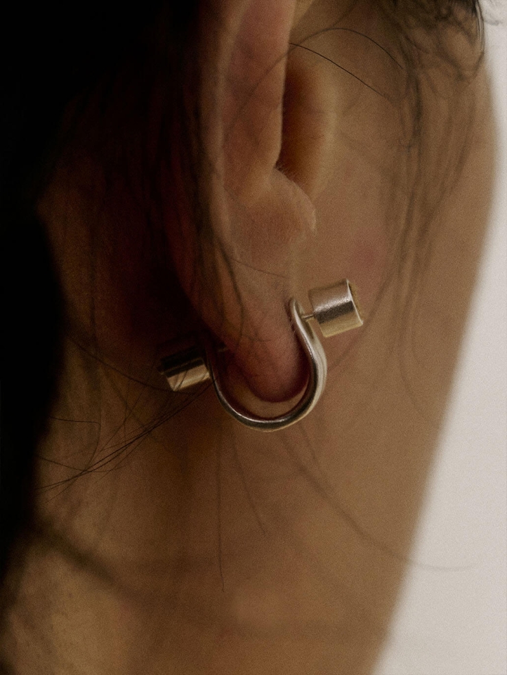 Silver Leather Inlaid Stud Earring-Single