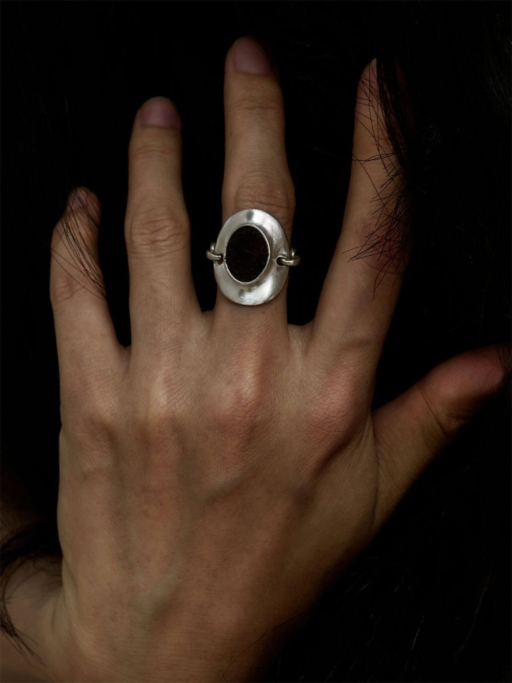 Silver Calf Leather Inlaid Oval Ring