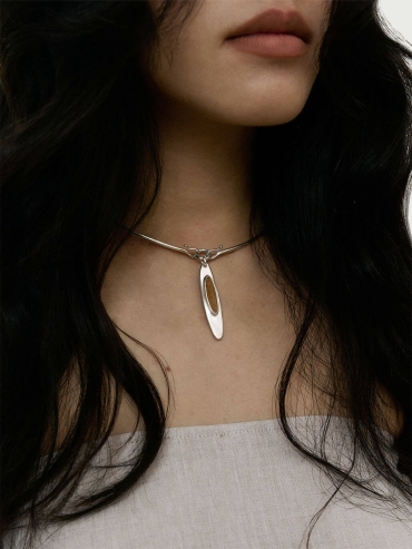 Silver Oval Pendant Necklace