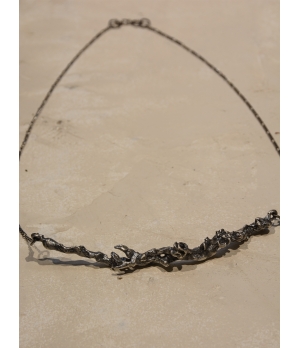 AOKINSIDE Black Gemstone Thorns Necklace