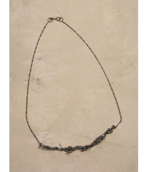 AOKINSIDE Black Gemstone Thorns Necklace