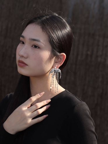 Silver Swallow Earring - Single